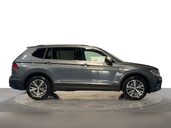 Used Volkswagen Tiguan Allspace 2018 for sale - 75546459: Photo