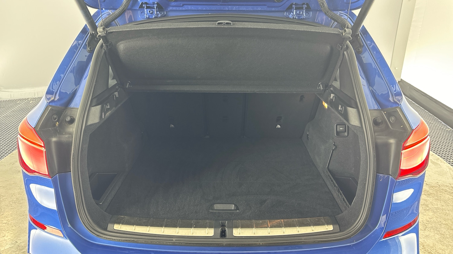 Used BMW X1 2018 for sale - 76129186: Photo 15
