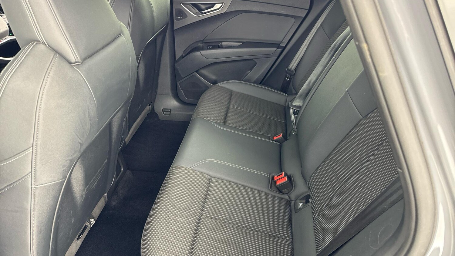 Used Audi Q4 e-tron 2022 for sale - 77351845: Photo 14