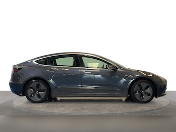 Used Tesla Model 3 2020 for sale - 75893215: Photo