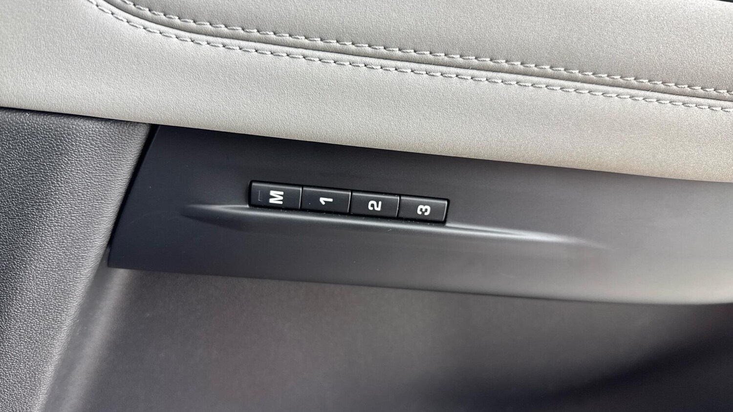 Used Land Rover Range Rover Evoque 2021 for sale - 77977793: Photo 32