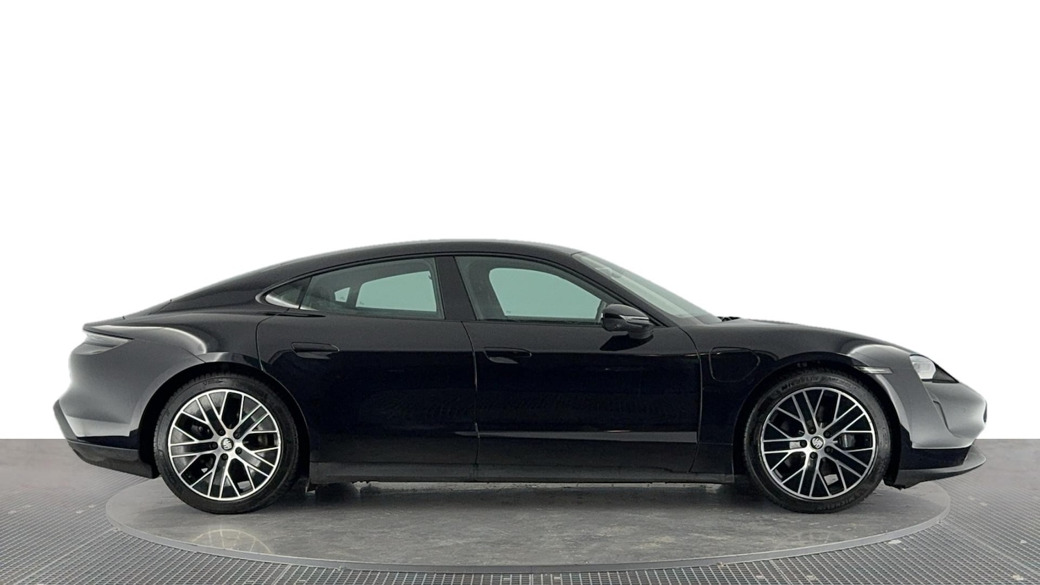 Used Porsche Taycan 2022 for sale - 76142803: Photo 3