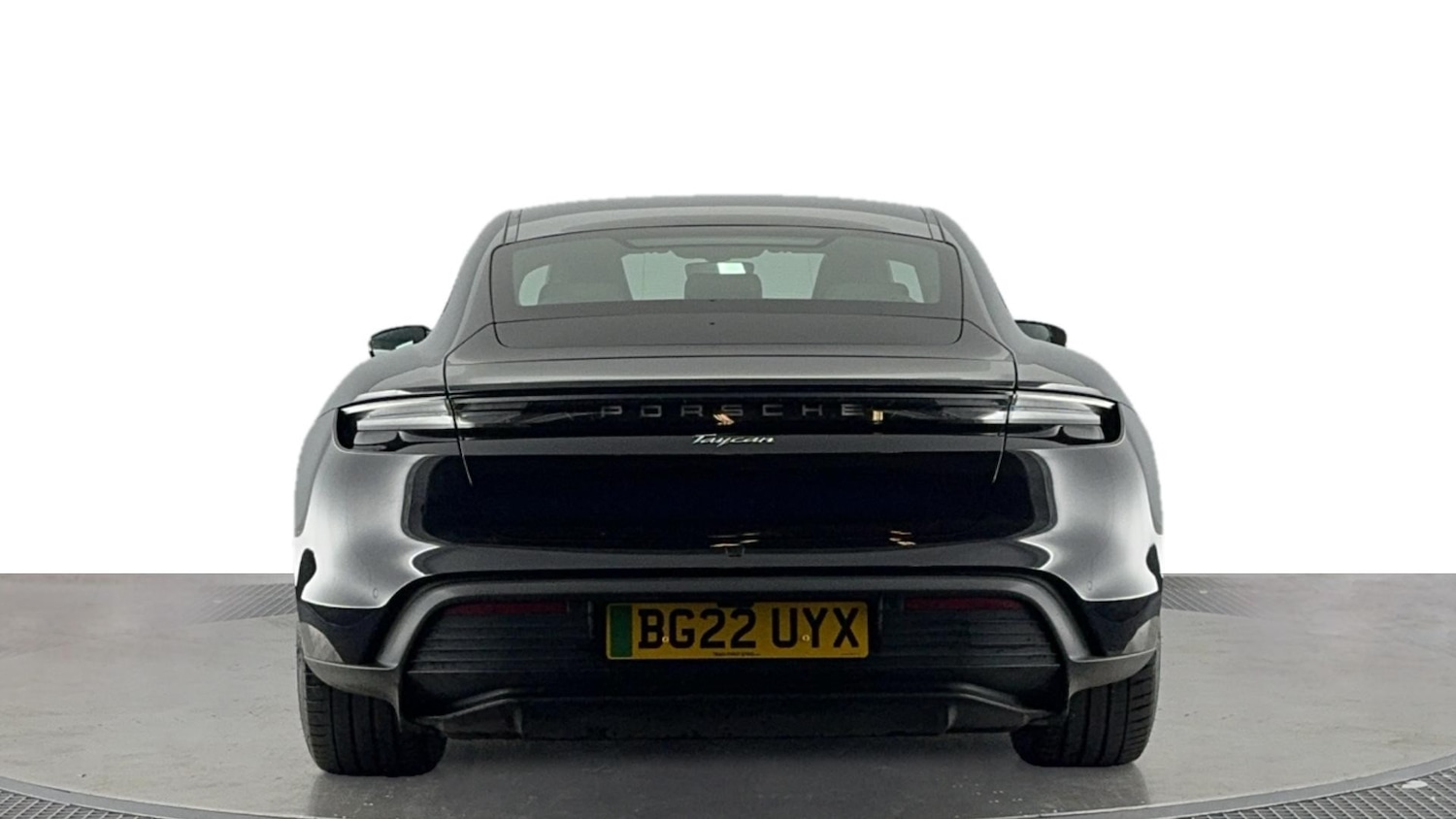 Used Porsche Taycan 2022 for sale - 76142803: Photo 5