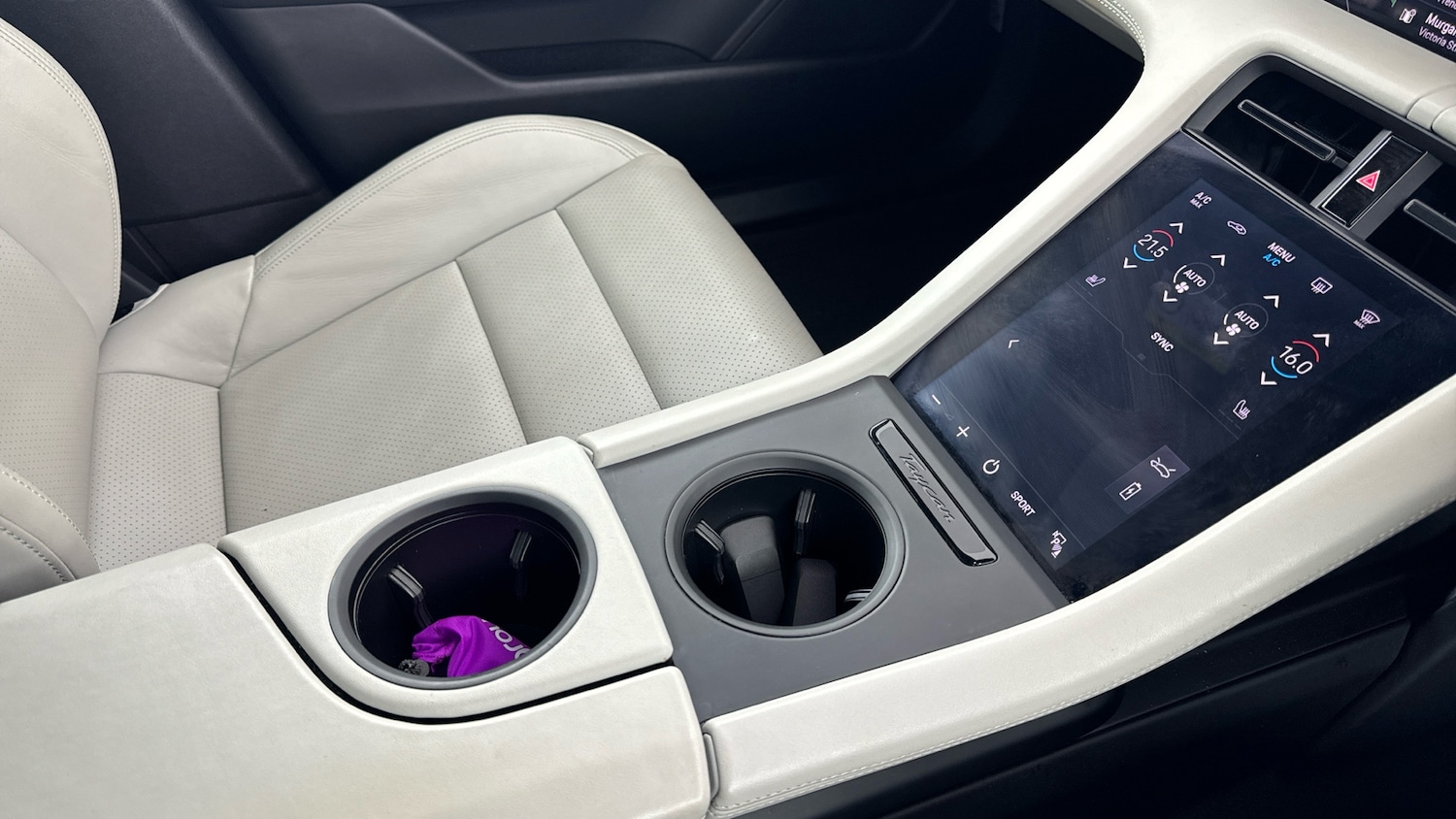 Used Porsche Taycan 2022 for sale - 76142803: Photo 58
