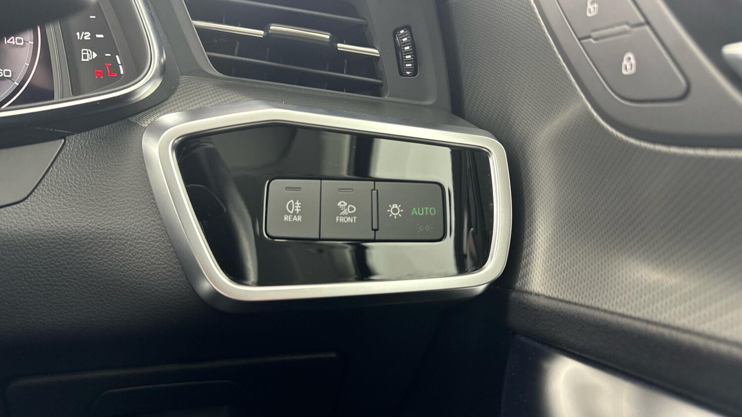 Used Audi A6 Saloon 2023 for sale - 77306258: Photo 31