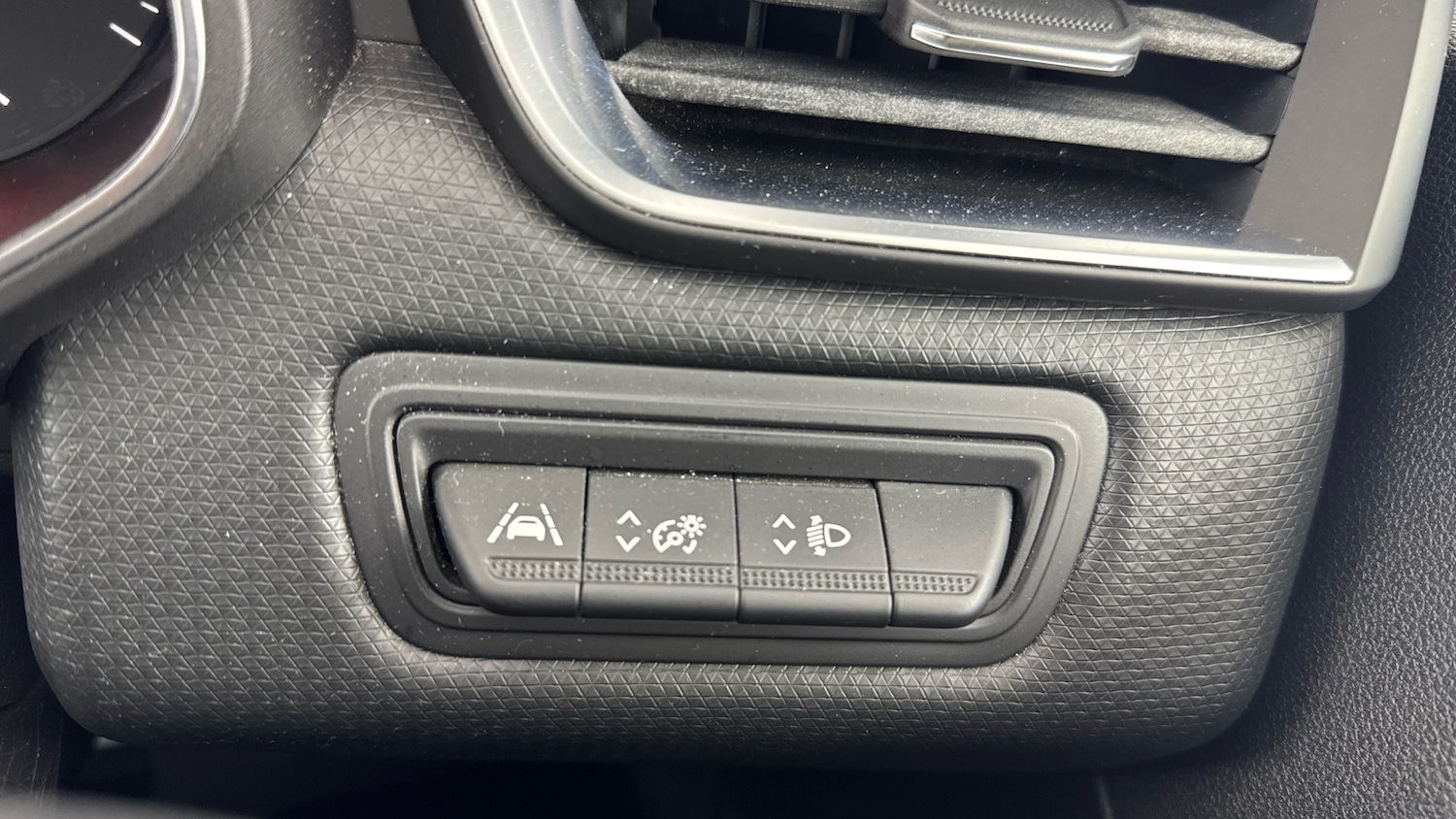 Used Renault Clio 2020 for sale - 76144479: Photo 56