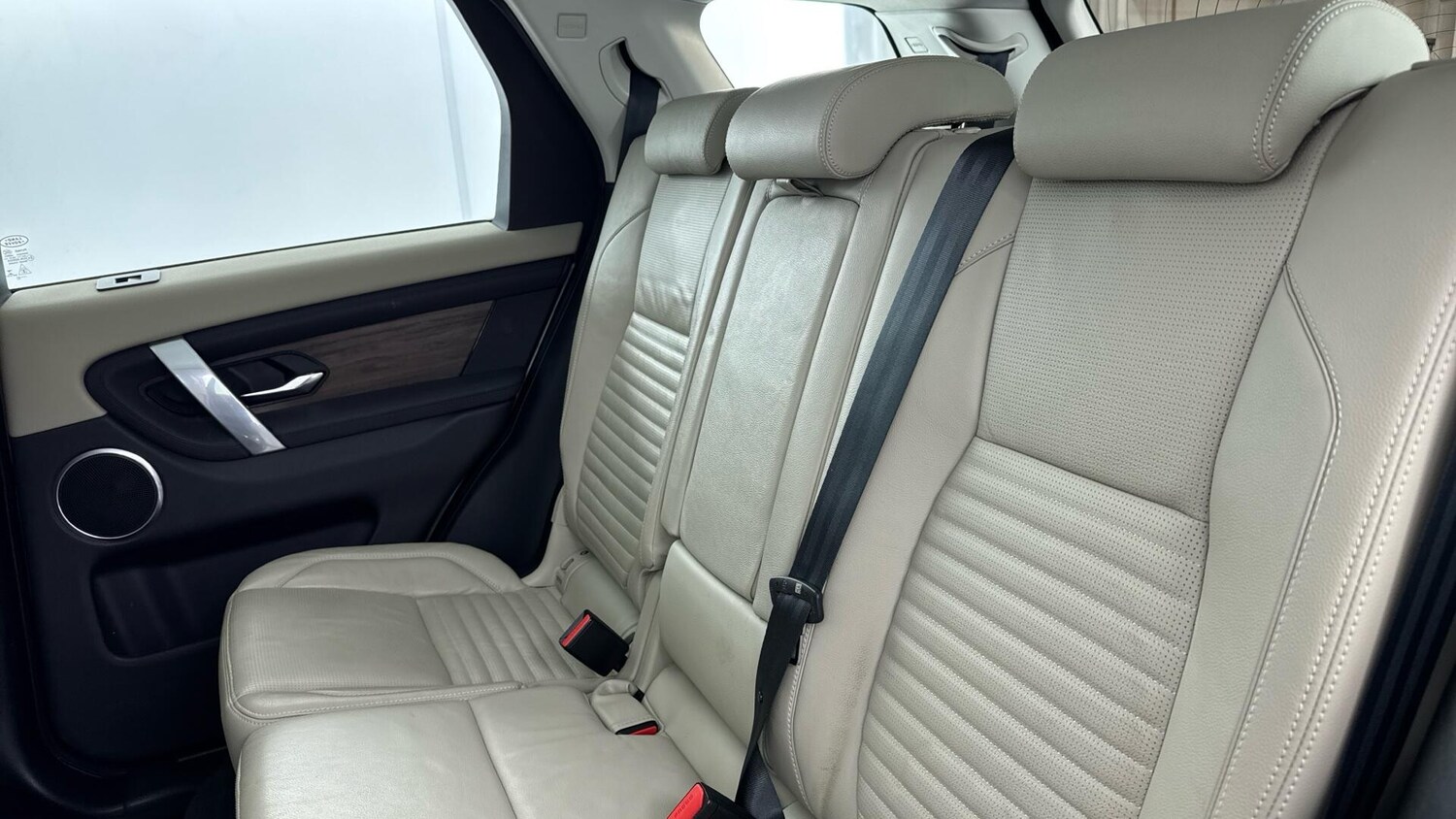 Used Land Rover Discovery Sport 2021 for sale - 77852963: Photo 14