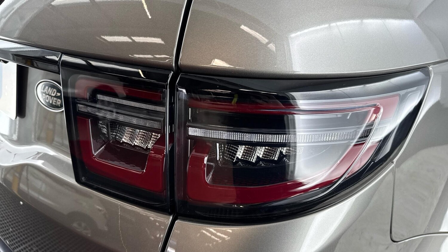 Used Land Rover Discovery Sport 2021 for sale - 77852963: Photo 16