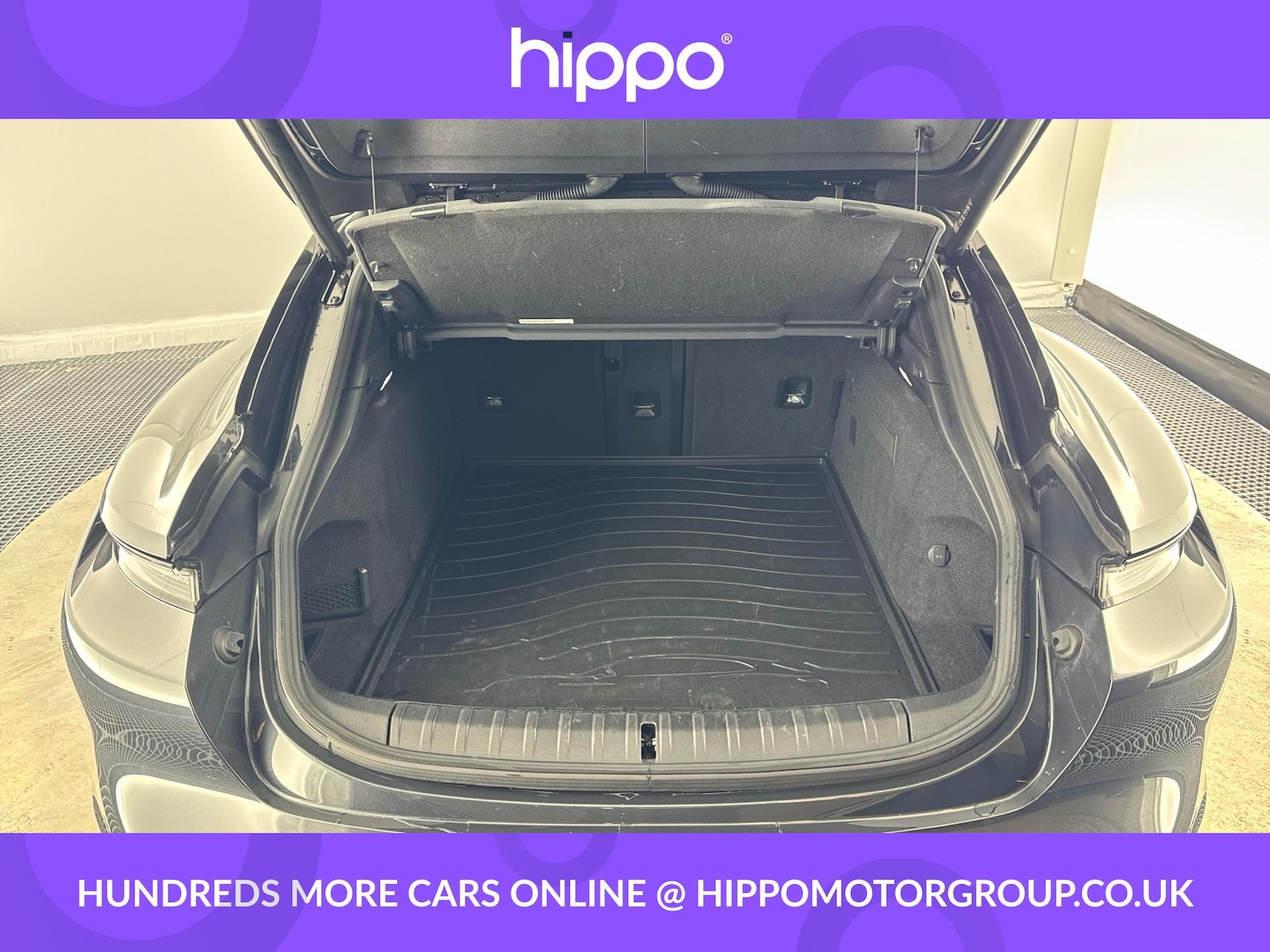 Used Porsche Taycan 2021 for sale - 76658149: Photo 15