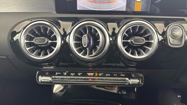 Used Mercedes-Benz CLA 2022 for sale - 76211380: Photo 54