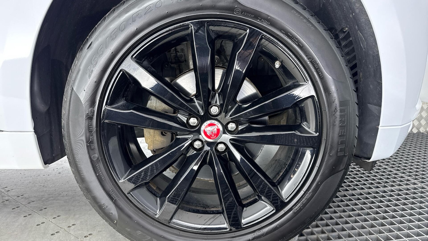 Used Jaguar F-Pace 2020 for sale - 77994144: Photo 17