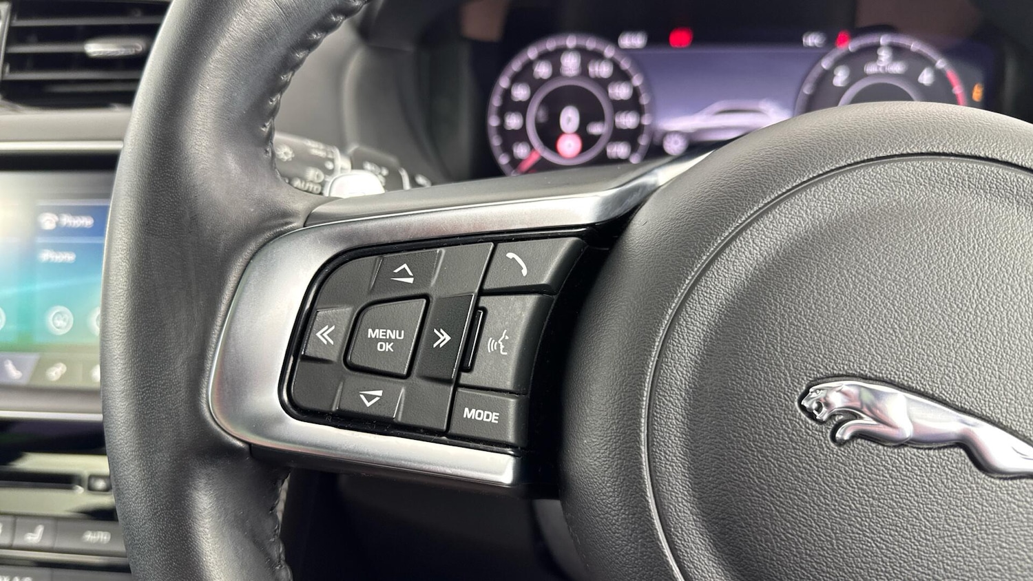 Used Jaguar F-Pace 2020 for sale - 77994144: Photo 21