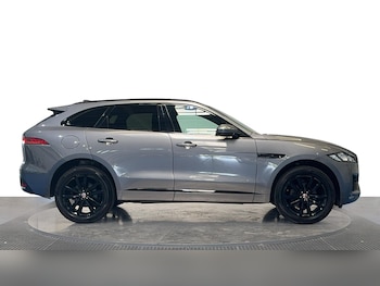Used Jaguar F-Pace 2020 for sale - 75701396: Photo