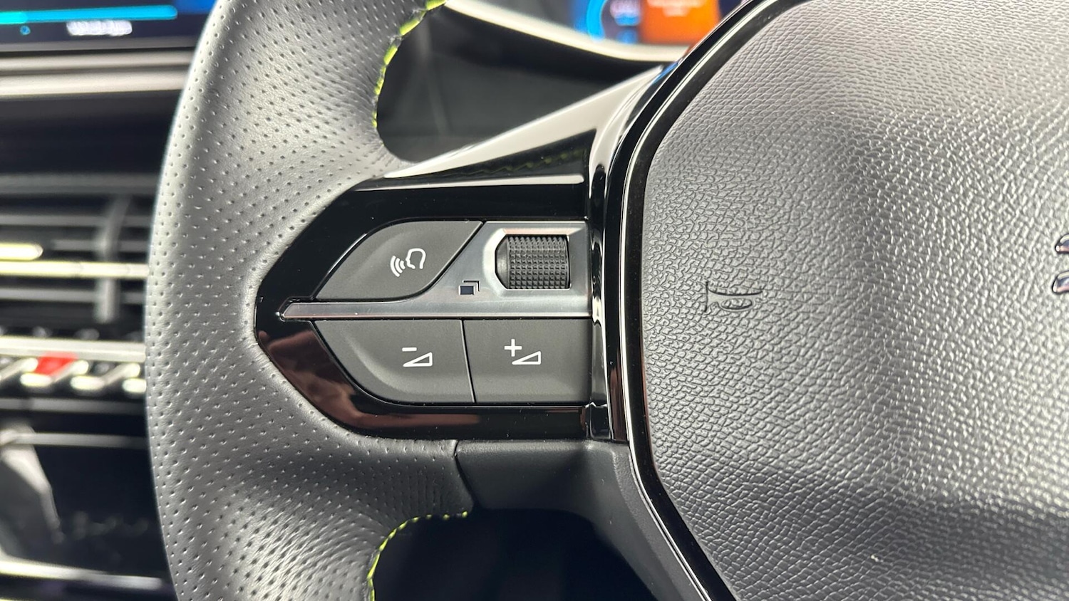 Used Peugeot 2008 2022 for sale - 77939567: Photo 18