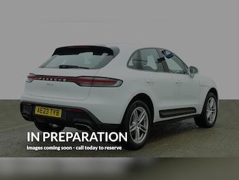 Used Porsche Macan 2023 for sale - 78561112: Photo