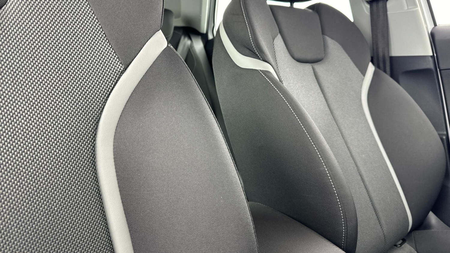 Used Audi Q2 2020 for sale - 78184363: Photo 32