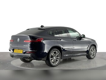 Used BMW X4 2020 for sale - 77823909: Photo