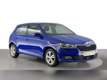 Used Skoda Fabia 2019 for sale - 76010879: Photo 2