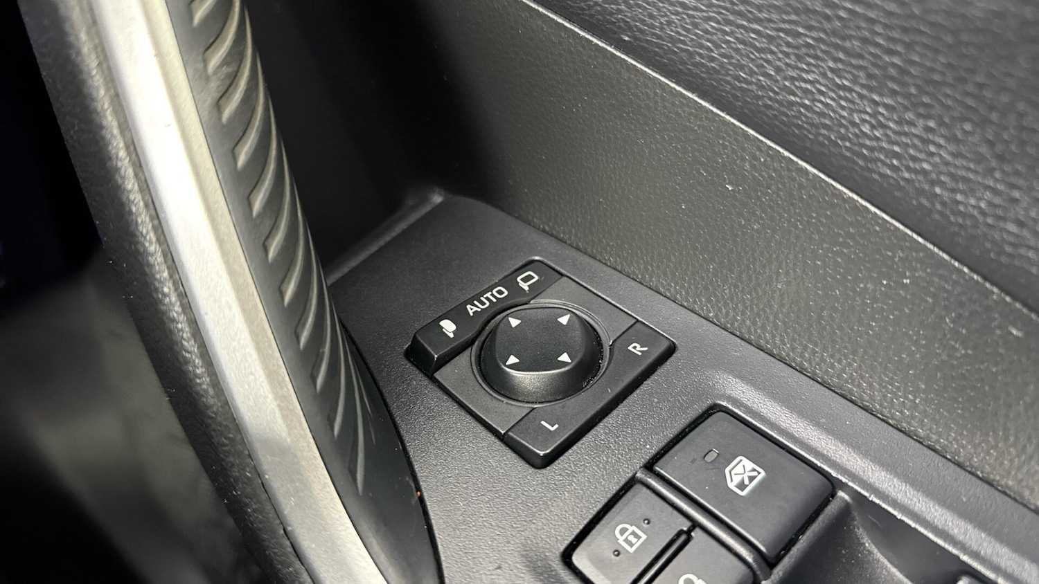 Used Toyota RAV4 2020 for sale - 78184314: Photo 28