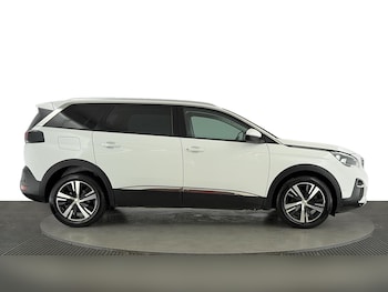 Used Peugeot 5008 2020 for sale - 75996636: Photo