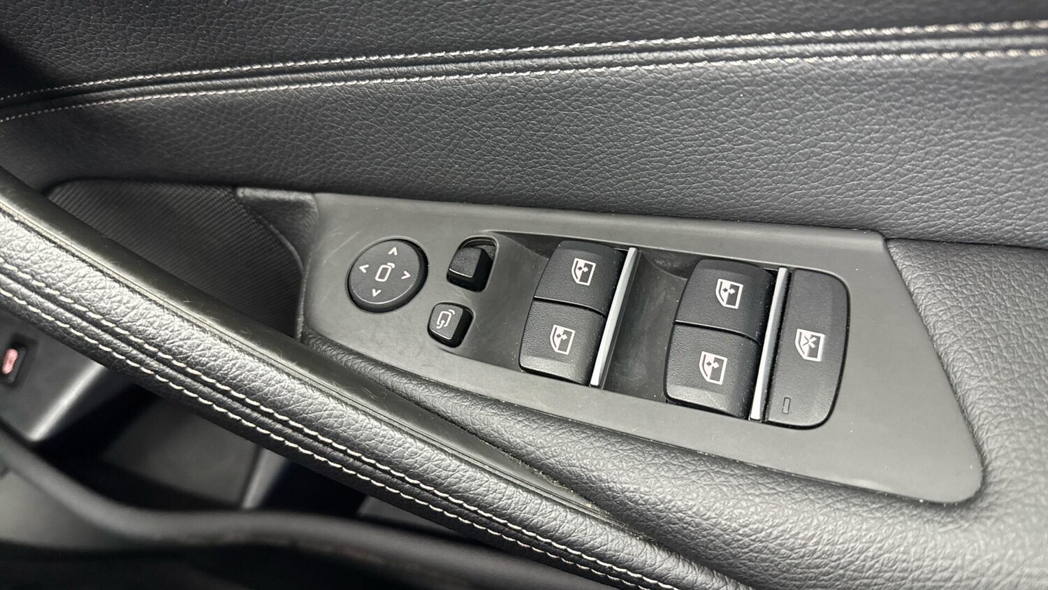 Used BMW 5 Series 2021 for sale - 77853549: Photo 20