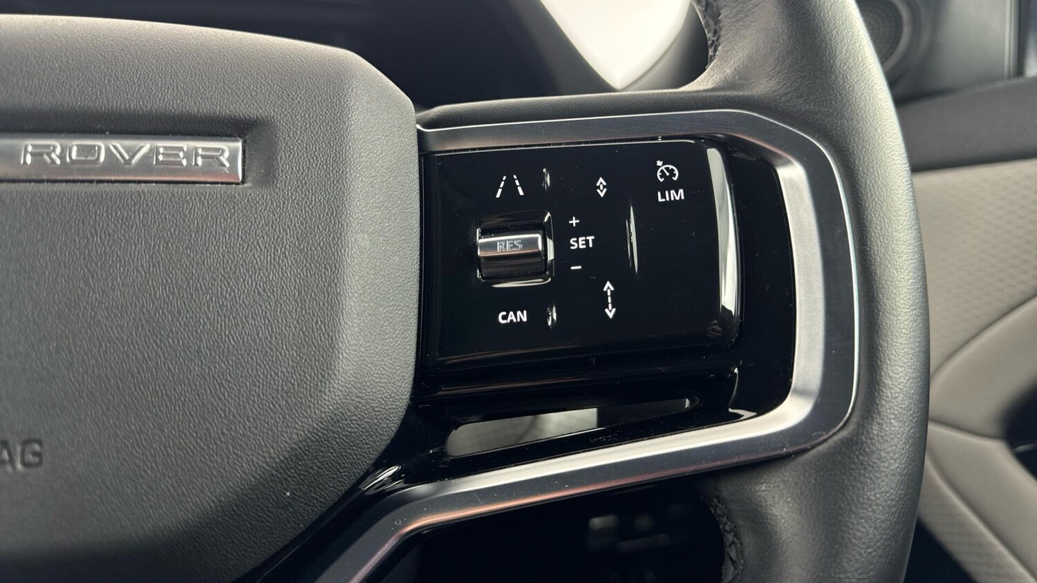 Used Land Rover Range Rover Evoque 2023 for sale - 78157618: Photo 17