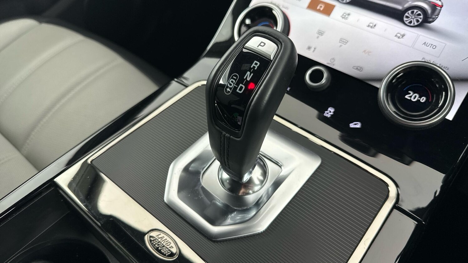 Used Land Rover Range Rover Evoque 2023 for sale - 78157618: Photo 21