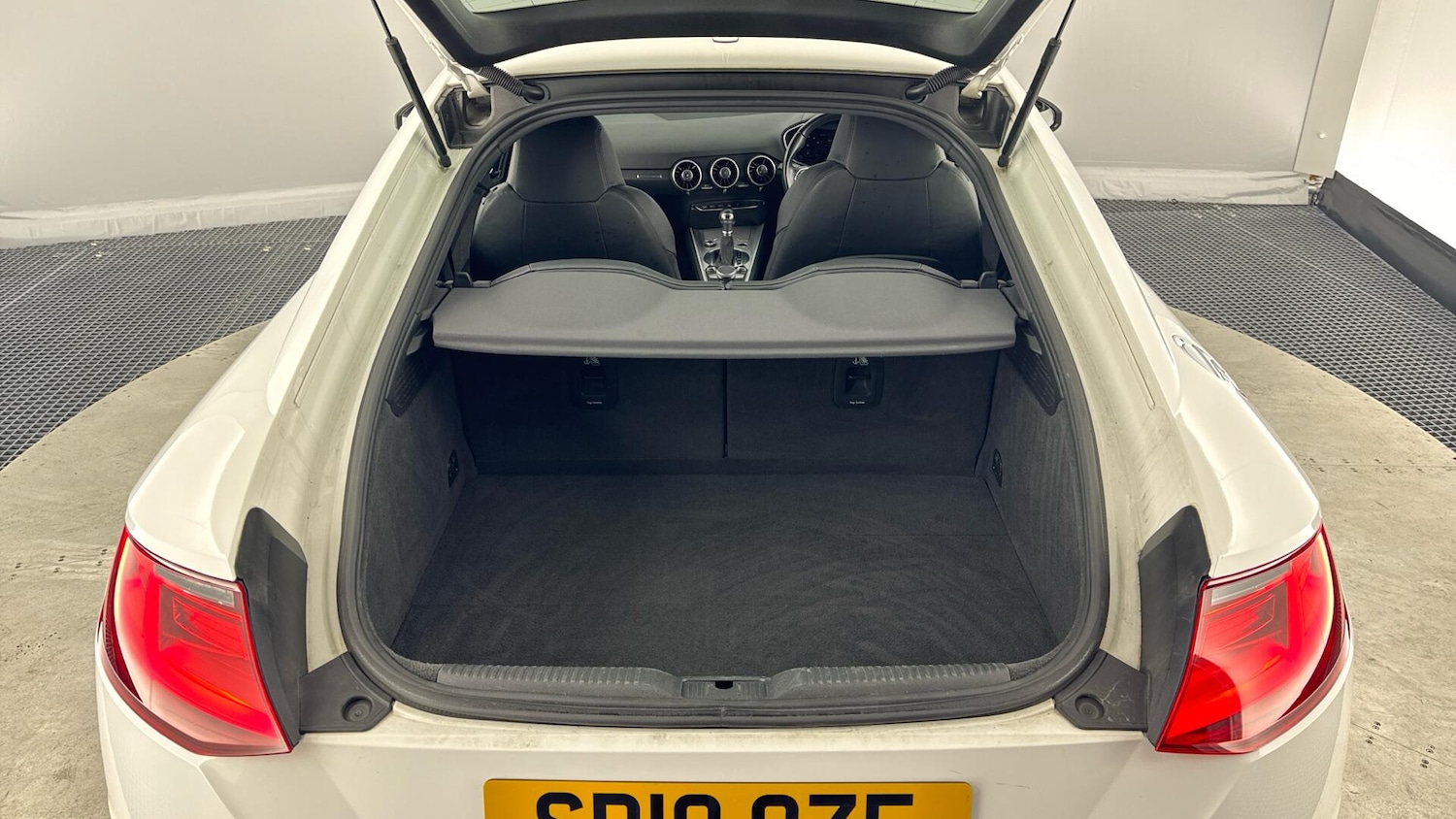 Used Audi TT 2018 for sale - 77769232: Photo 15