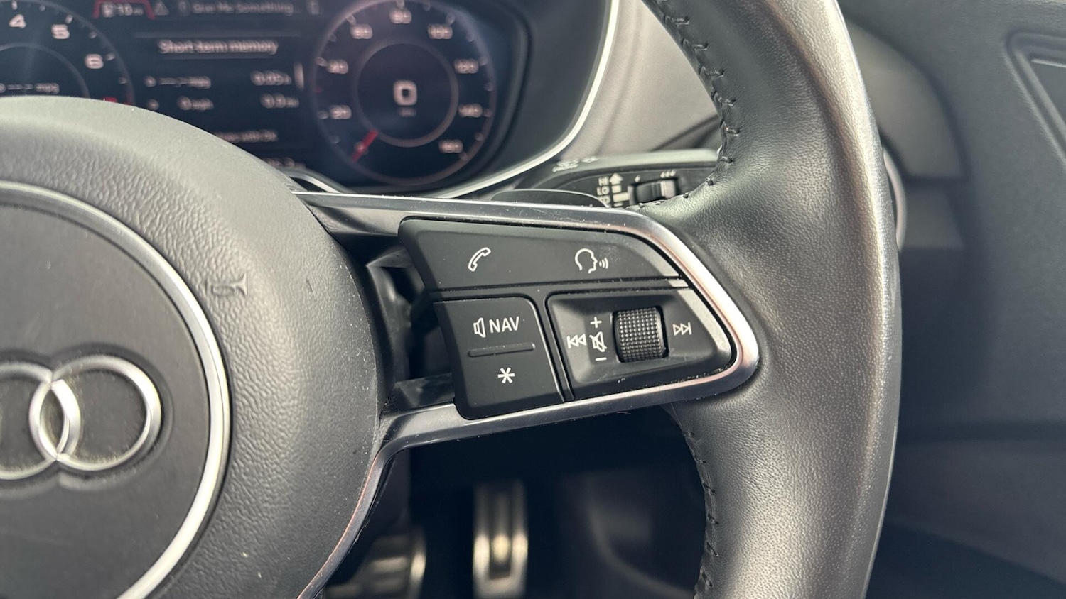 Used Audi TT 2018 for sale - 77769232: Photo 17