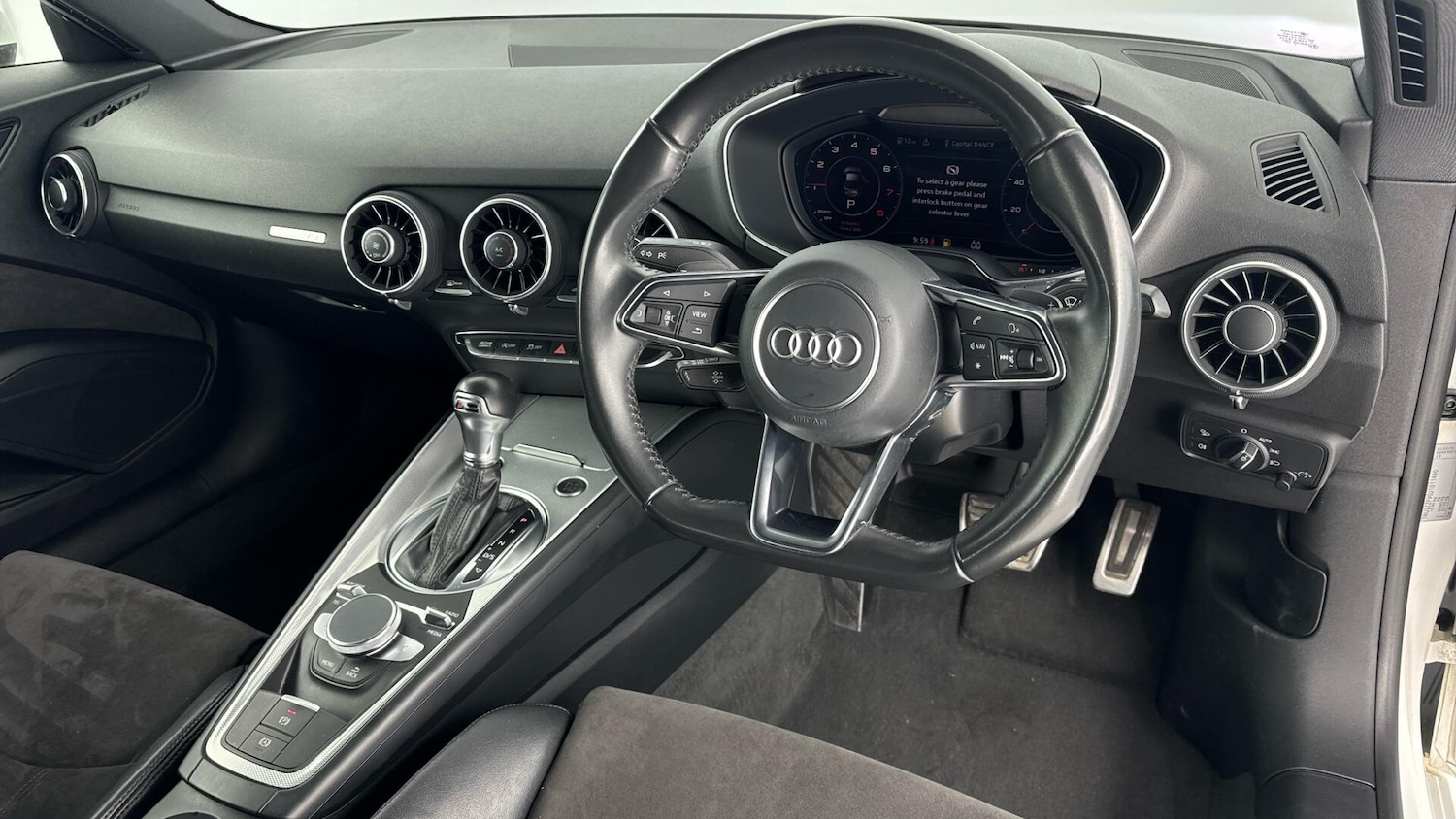 Used Audi TT 2018 for sale - 77769232: Photo 9