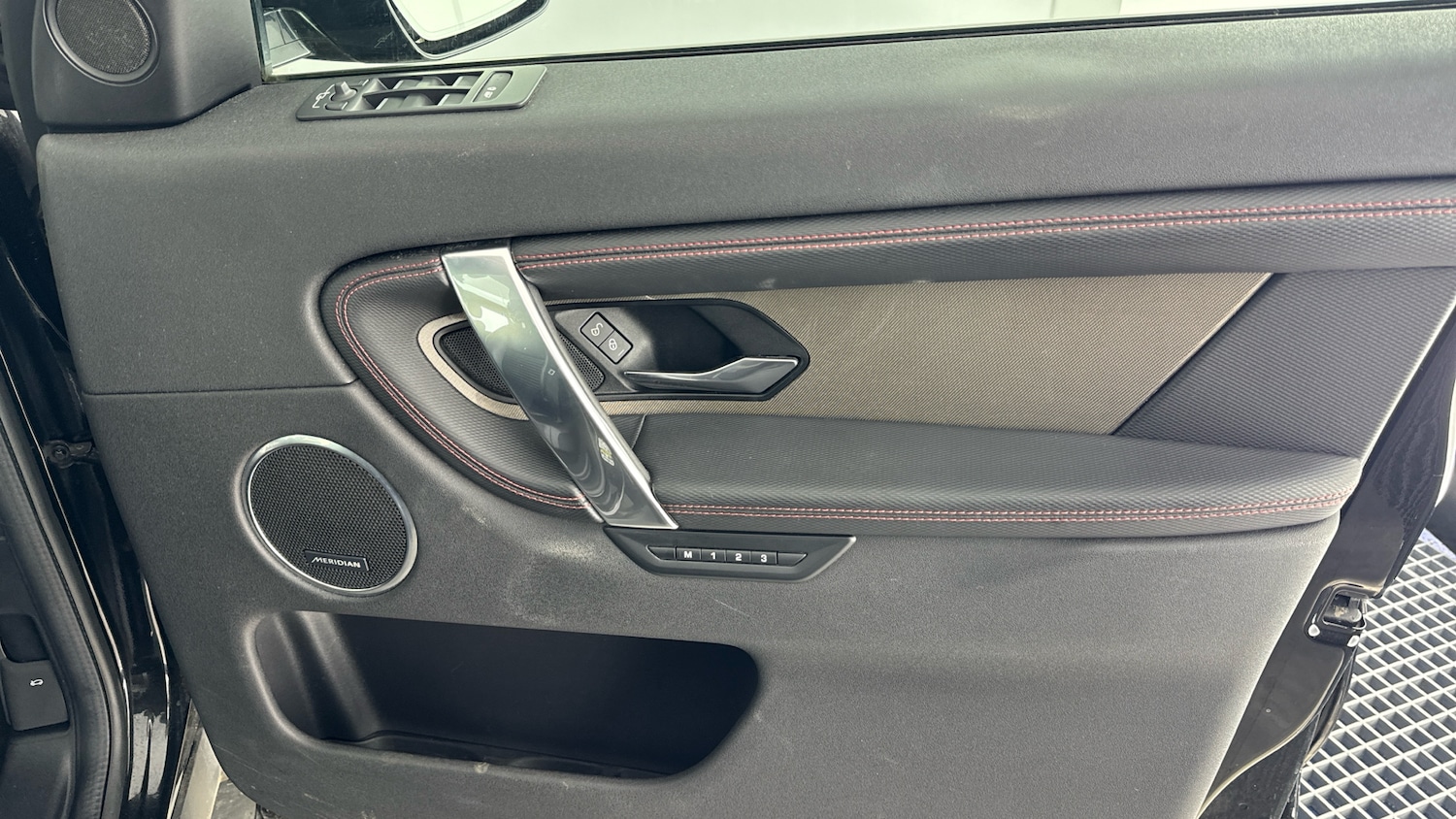 Used Land Rover Discovery Sport 2019 for sale - 76194615: Photo 25
