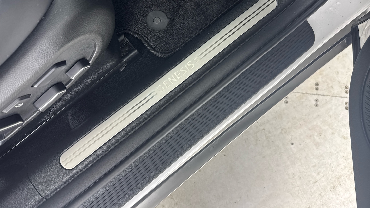 Used Genesis GV60 2023 for sale - 76197775: Photo 25