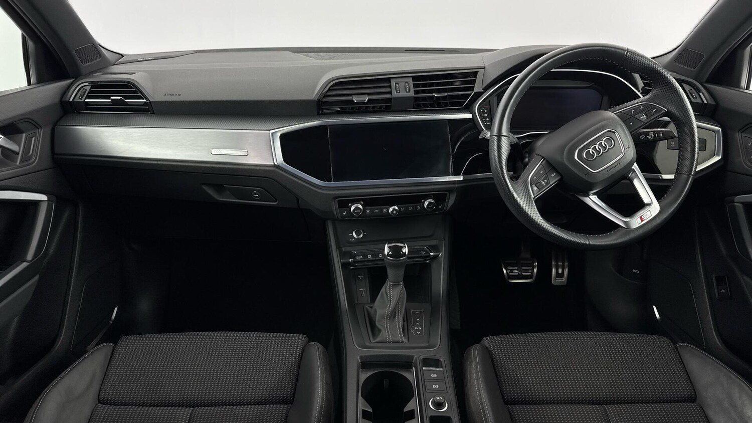 Used Audi Q3 2020 for sale - 77993982: Photo 11