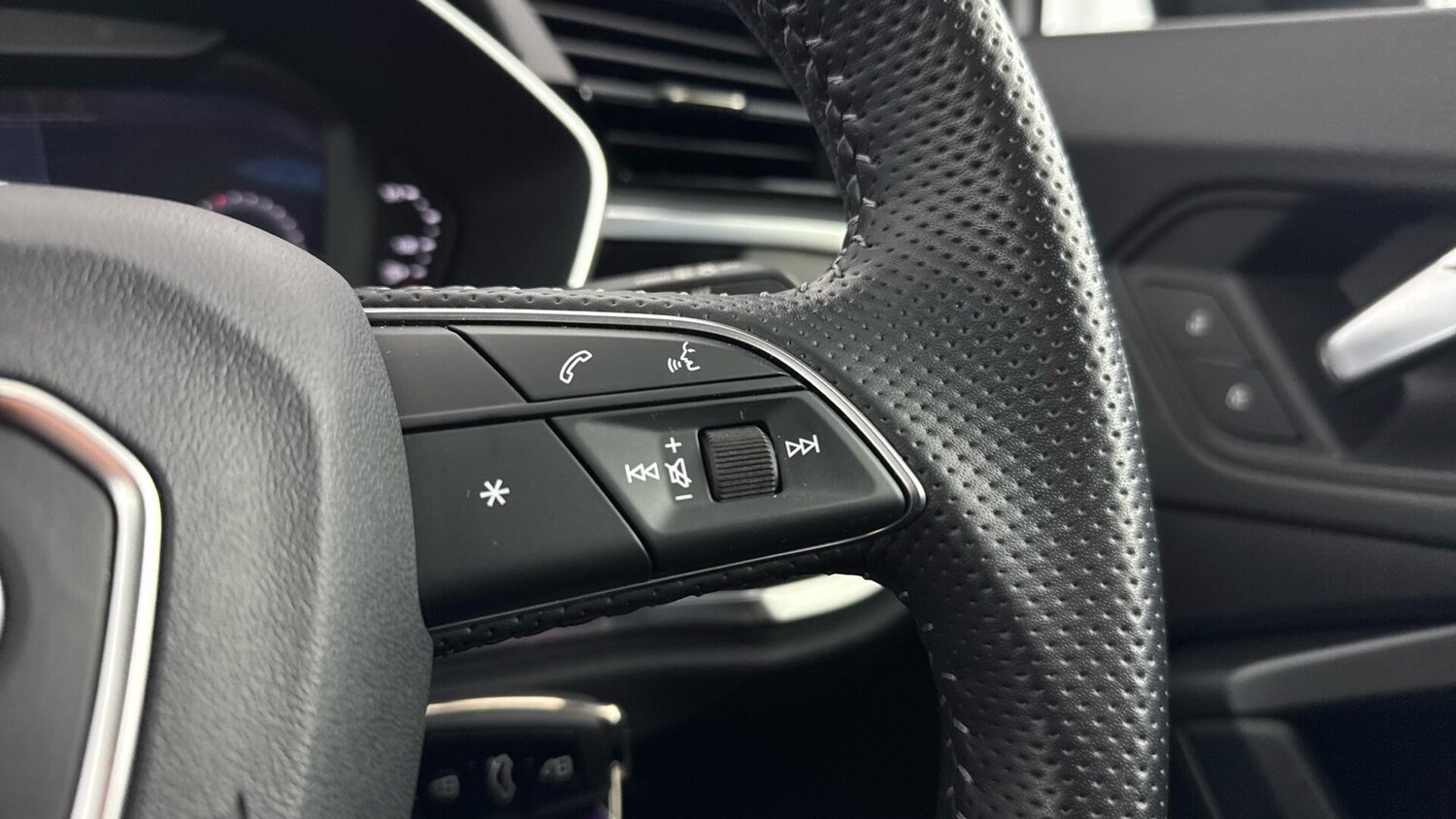 Used Audi Q3 2020 for sale - 77993982: Photo 25