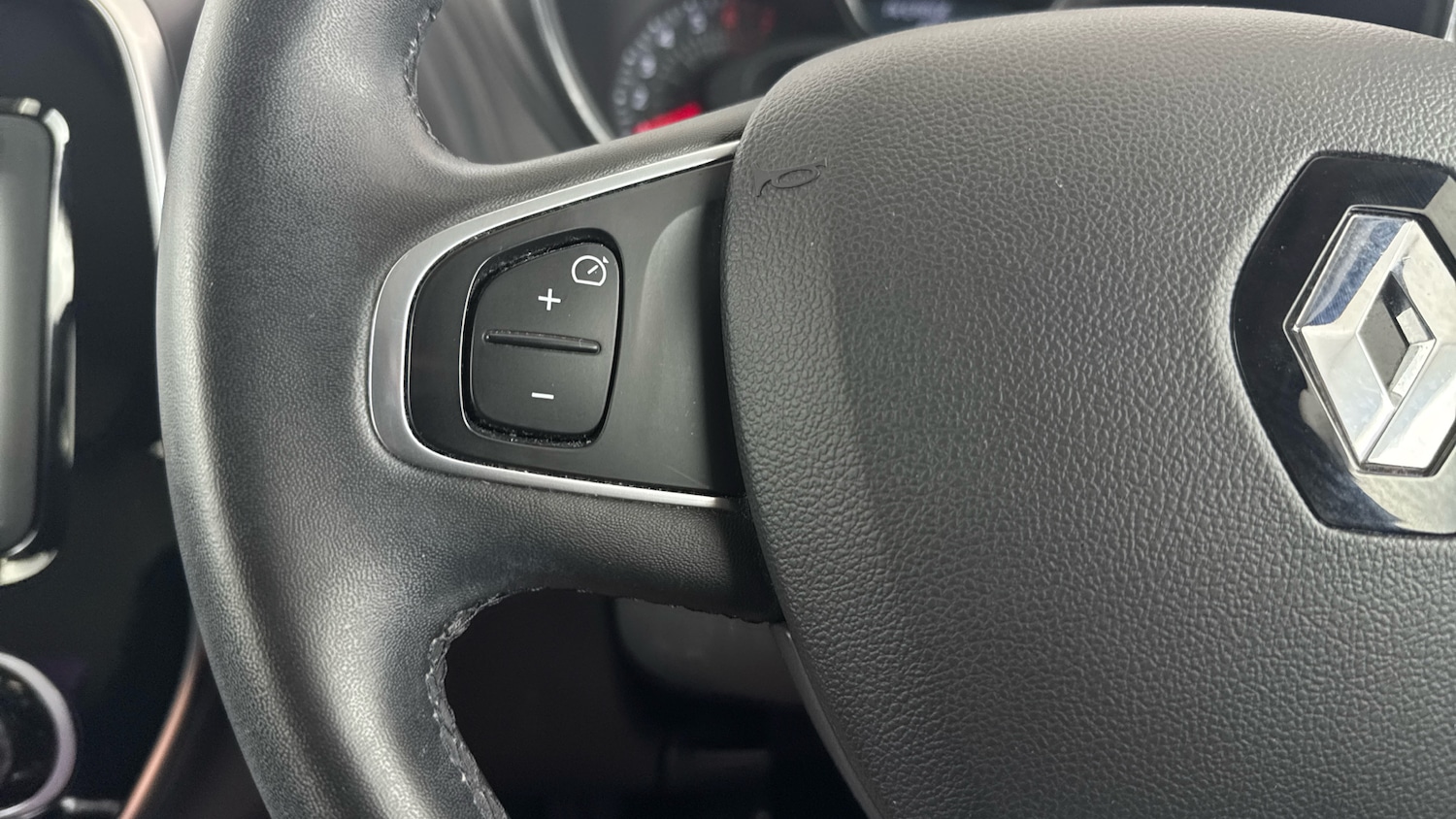 Used Renault Captur 2019 for sale - 76030033: Photo 22