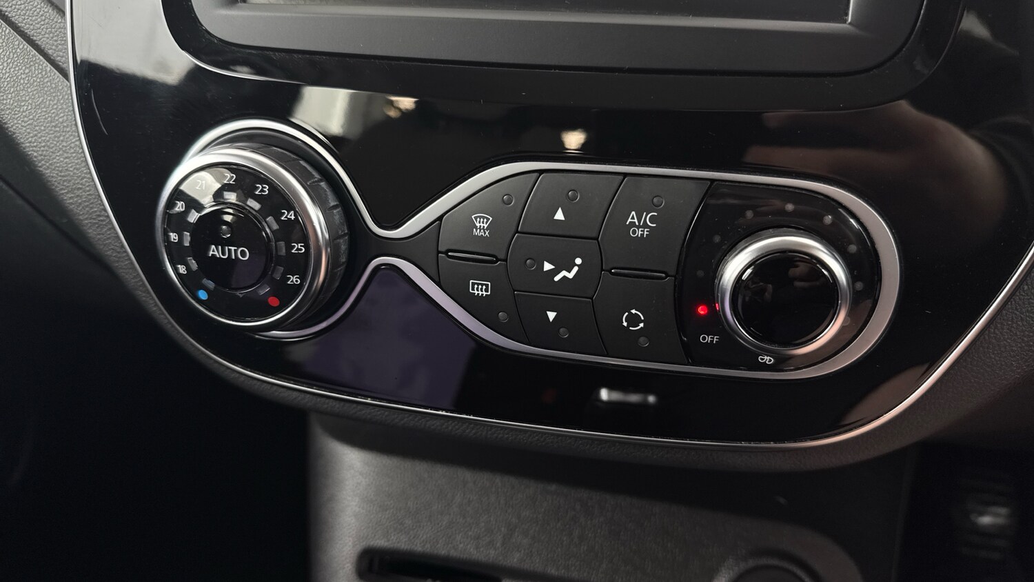 Used Renault Captur 2019 for sale - 76030033: Photo 55