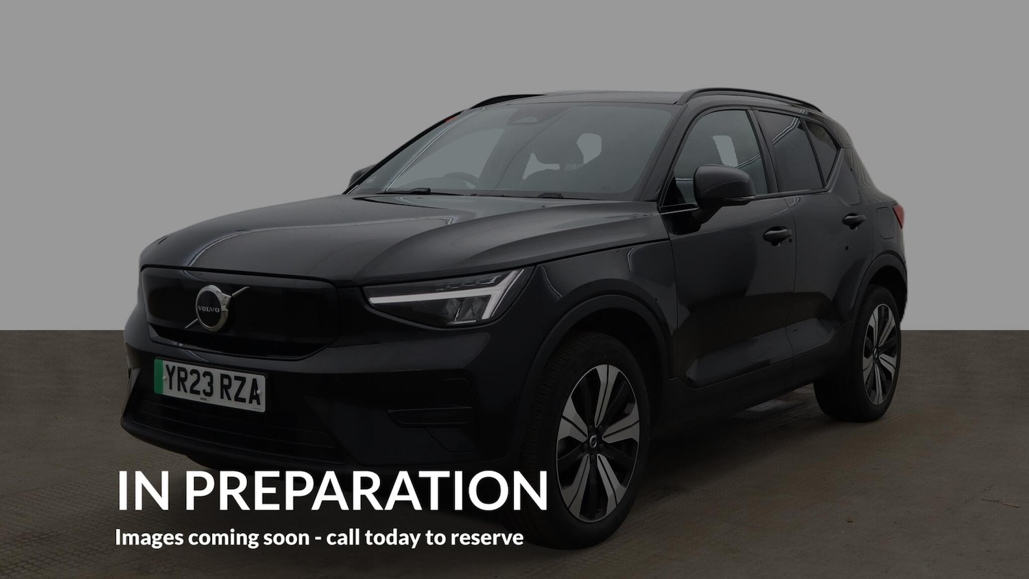 Used Volvo XC40 2023 for sale - 77969676: Photo 2