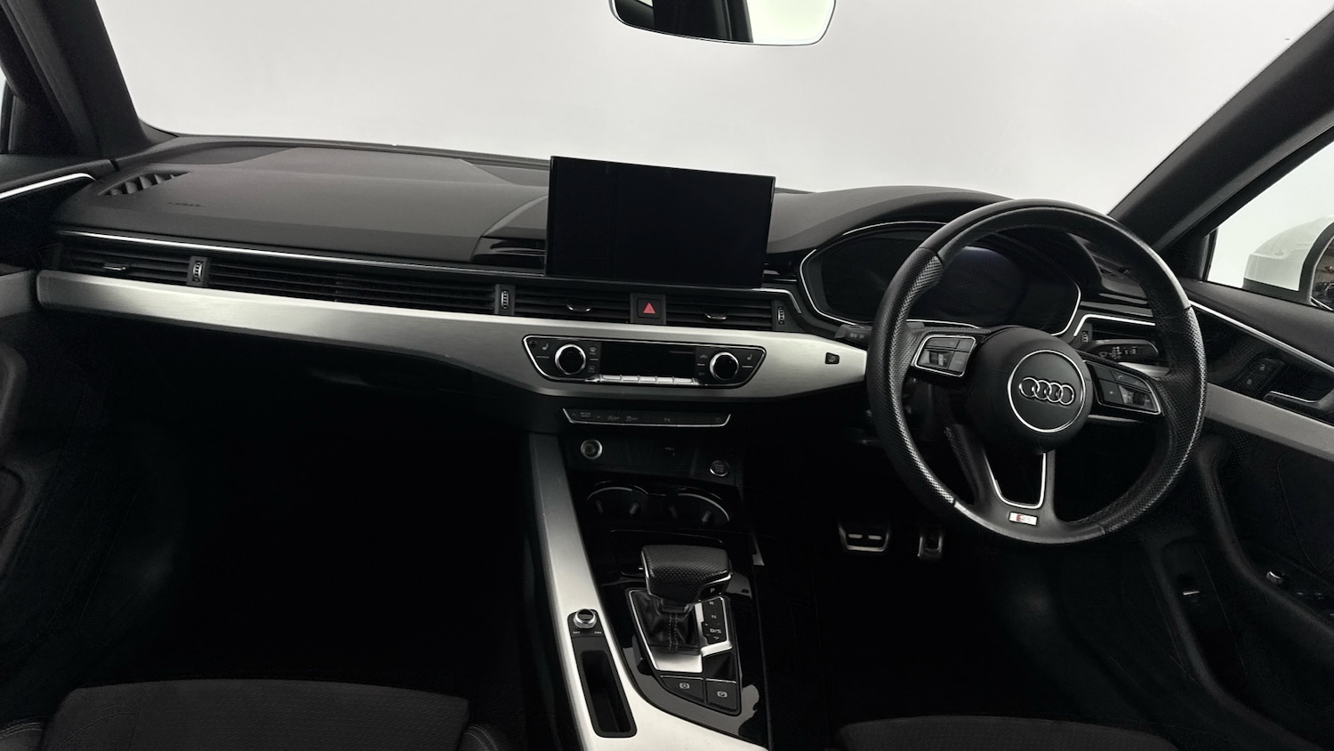 Used Audi A4 2022 for sale - 76065800: Photo 11