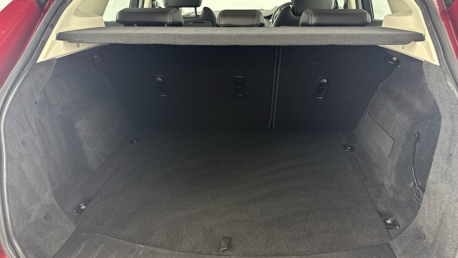 Used Jaguar E-Pace 2020 for sale - 76007410: Photo 15