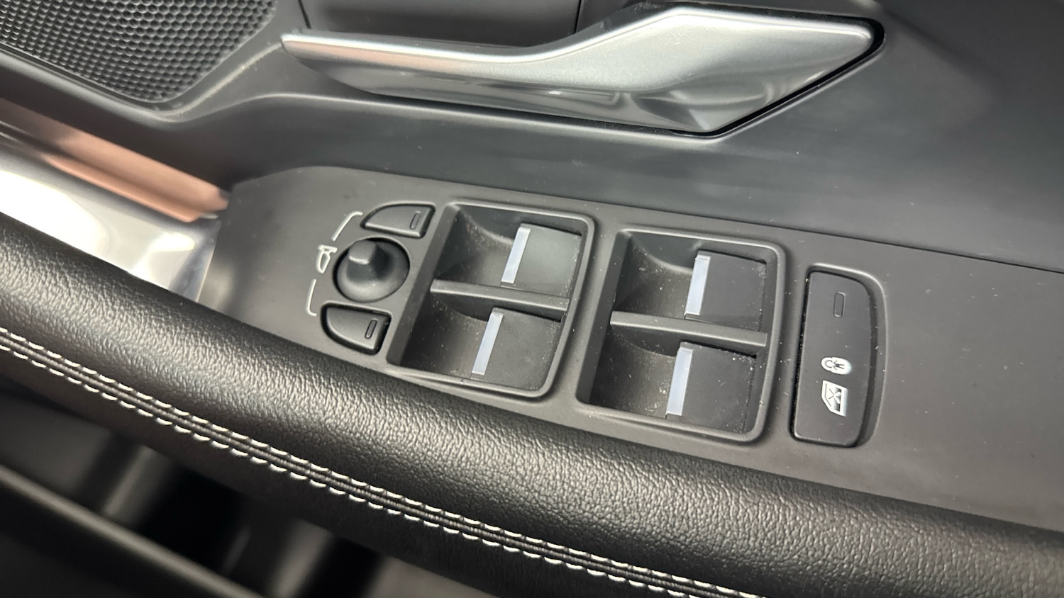 Used Jaguar E-Pace 2020 for sale - 76007410: Photo 24