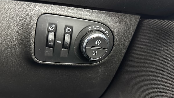 Used Vauxhall Corsa 2018 for sale - 76224760: Photo 22