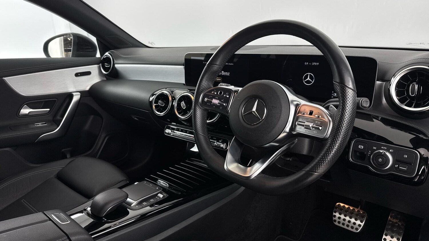 Used Mercedes-Benz CLA for sale - 77970429: Photo 9