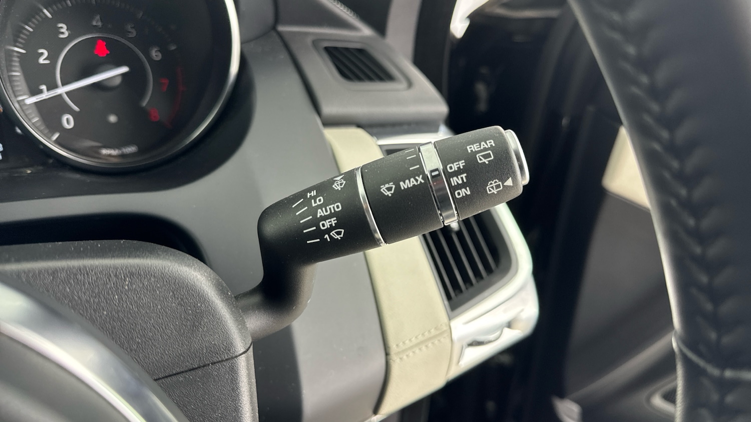 Used Jaguar E-Pace 2019 for sale - 76129191: Photo 19
