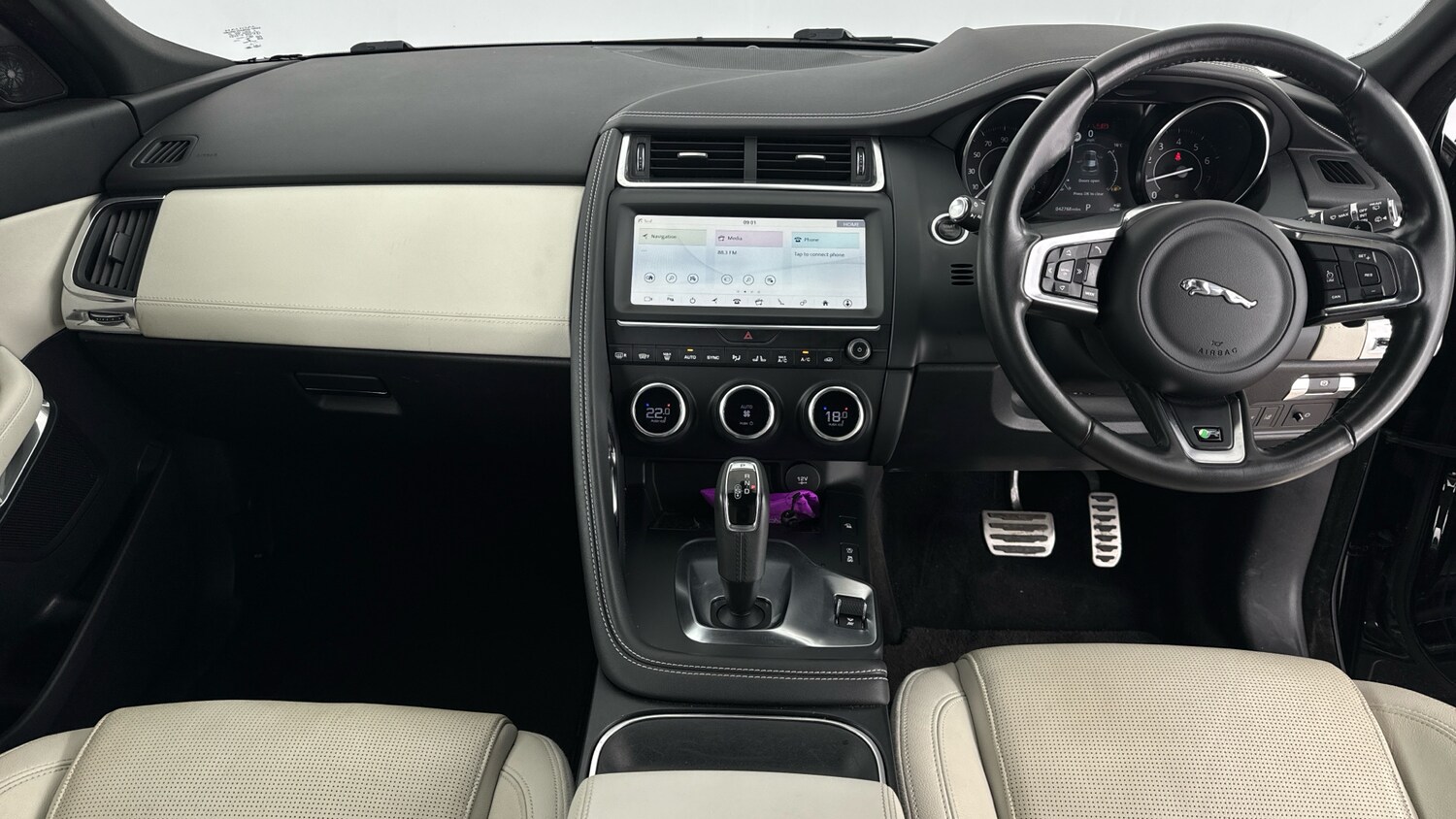 Used Jaguar E-Pace 2019 for sale - 76129191: Photo 46