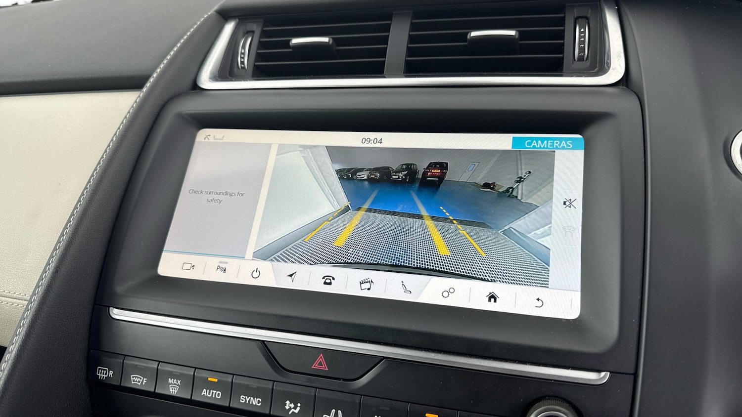 Used Jaguar E-Pace 2019 for sale - 76129191: Photo 56