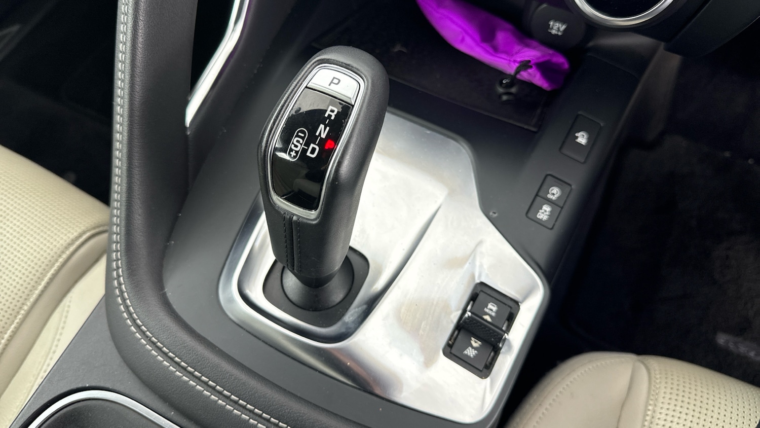 Used Jaguar E-Pace 2019 for sale - 76129191: Photo 59