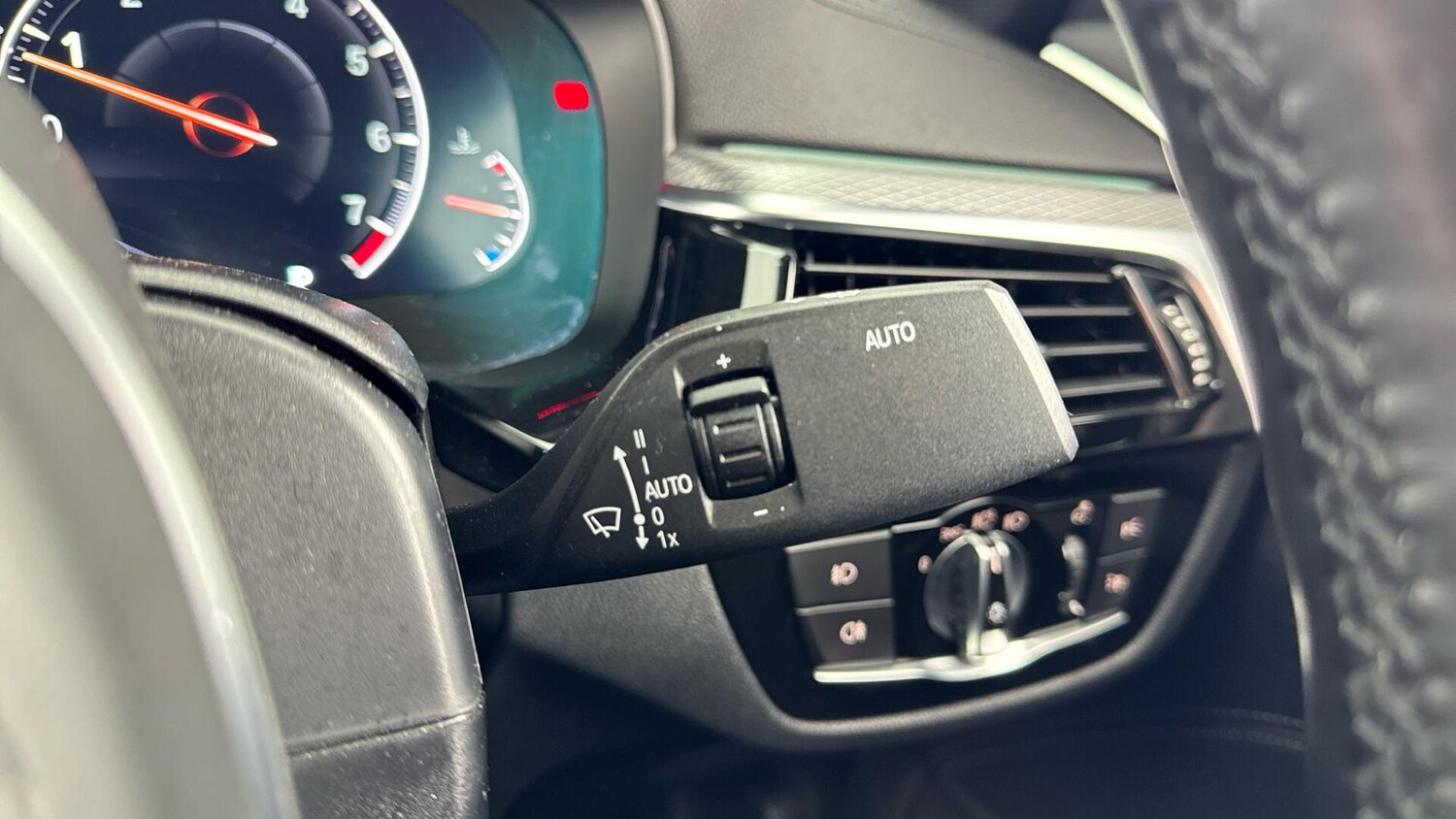 Used BMW 5 Series 2019 for sale - 77969854: Photo 19