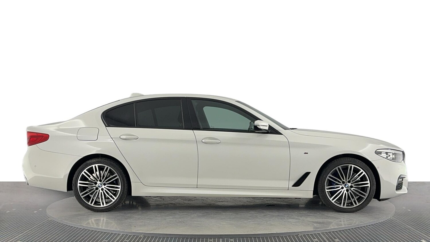 Used BMW 5 Series 2019 for sale - 77969854: Photo 3