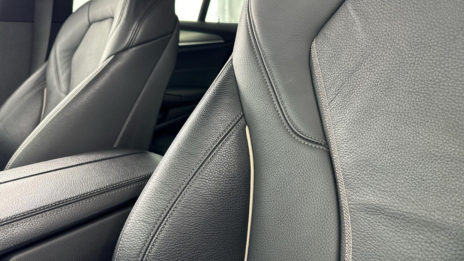 Used BMW 5 Series 2019 for sale - 77969854: Photo 43