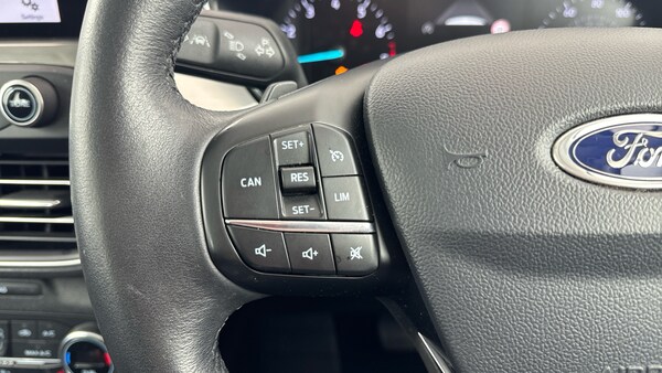 Used Ford Focus 2019 for sale - 76144490: Photo 18